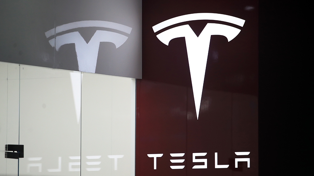 特斯拉被噴，冤也不冤