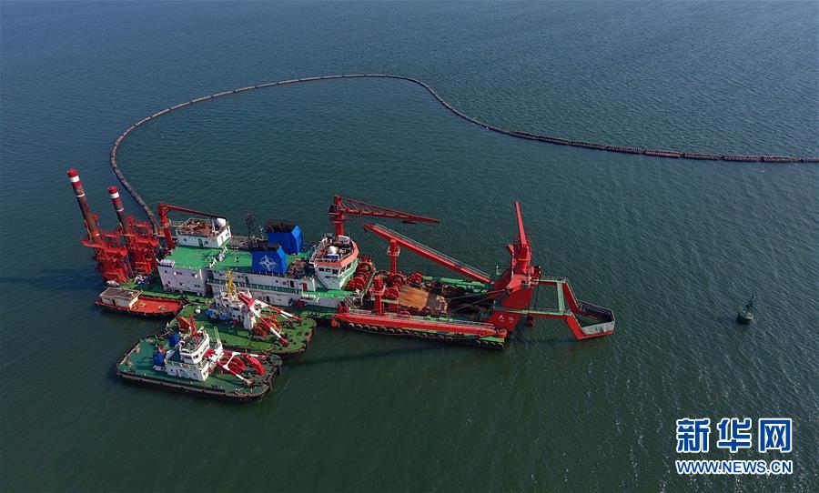 （經(jīng)濟(jì)）（1）唐山港京唐港區(qū)25萬噸級航道工程加緊施工