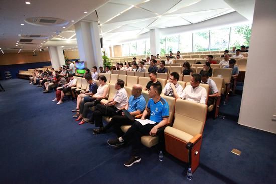 新聞發(fā)布會現場